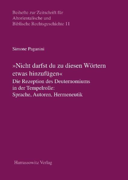 Der Entwurf eines neuen Tempels, eines ungewohnten Festkalenders, damit verbunden eines neu geregelten religiösen Lebens und eine zwar an die biblischen Gesetze erinnernde, bei genauerem Hinsehen jedoch grundlegend anders gestaltete Legislation bilden ein innerhalb der jüdischen Literatur in vorchristlicher Zeit einmaliges Werk: die 1967 in einer Höhle in der Nähe der antike Siedlung von Qumran gefundene Tempelrolle. Das Grundanliegen der Tempelrolle ist es, sich von den damals allgemein anerkannten Grundsatzregeln abzuheben, d. h. sich von den im biblischen Buch Deuteronomium festgehaltenen Vorschriften zu distanzieren. Die Analyse dieser sowohl sprachlichen als auch inhaltlichen Unterschiede zwischen Tempelrolle und Deuteronomium, der der Hauptteil der Untersuchung gewidmet ist, zeigt dann in aller Deutlichkeit, dass sich der neu entworfene Gesetzescorpus der Tempelrolle von seiner biblischen Vorlage ganz offensichtlich abhebt, eigene Schwerpunkte setzt bzw. de facto eine neue Gesetzgebung schafft. Durch die formale und sprachliche Ähnlichkeit zum Deuteronomium stellt sich die Tempelrolle allerdings in die biblische Tradition und erhebt für sich den Anspruch, selbst ein Stück biblisches Gesetz zu sein.