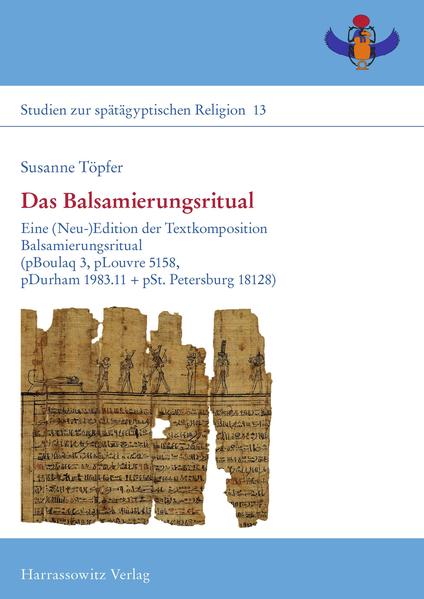 Das „Balsamierungsritual“ ist ein in drei römerzeitlichen Abschriften erhaltener Text, in dem die Salbung und Bandagierung eines Leichnams vom Kopf bis zu den Beinen beschrieben wird. Zunächst werden sachliche Balsamierungshandlungen kurz erklärt und anschließend mithilfe von Verklärungssprüchen religiös ausgedeutet. Die primäre Verwendung des Manuskriptes ist seine Rezitation im Rahmen der Stundenwachen in der Nacht vor der Grablegung in der Balsamierungsstätte, um die Handlungen des vorausgegangenen Balsamierungsprozesses durch den performativen Sprechakt der verklärenden Rede abzuschließen. Nach der Rezitation wurde der Ritualpapyrus dem Verstorbenen mit ins Grab gegeben, um die Wirksamkeit der Handlungen und Sprüche durch die Verschriftlichung dauerhaft zu machen. Susanne Töpfer legt eine erstmalig vollständige Edition des Textes vor. Im ersten Teil werden die drei Textzeugen vorgestellt. Das Augenmerk liegt zunächst auf der Beschreibung der äußeren Erscheinung der Papyri und der Handschriften. Daneben werden die Besitzer der Textabschriften ausführlicher betrachtet. Den Schwerpunkt des zweiten Teils bilden die Transliteration und die Übersetzung des Textes sowie die Kommentierung von Einzelstellen. Auf der Grundlage der Textedition widmet sich der dritte Abschnitt der Analyse der Struktur des Textes. Zudem werden archäologische Funde und Befunde berücksichtigt, um dem Ritualaspekt der Balsamierung über die Verschriftlichung hinaus eine praktische Dimension gegenüberzustellen. Im vierten Teil wird schließlich der übergreifenden Frage nach der Funktion und der Verwendung der Textkomposition „Balsamierungsritual“ insgesamt nachgegangen.