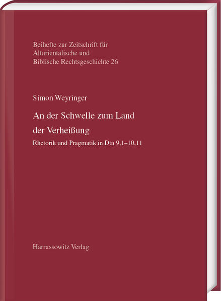 Im Buch Deuteronomium kommt Mose mehrmals auf die Ereignisse am Berg Horeb zu sprechen. Während in Dtn 4