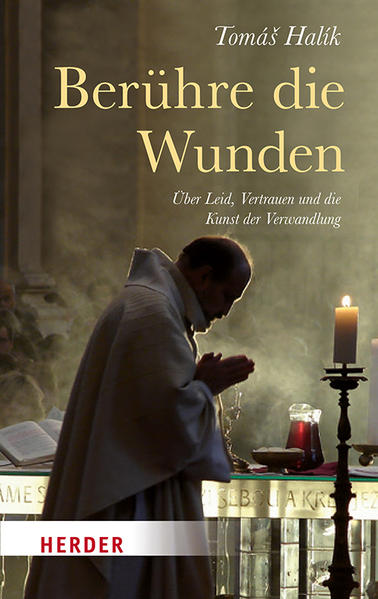 Zum christlichen Glauben gehört der Mut, die Wunden unserer Welt wahrzunehmen und sie mit dem Glauben zu berühren. Denn wir begegnen Gott überall dort, wo Menschen leiden. Und auch wenn jemand Christus nicht im traditionellen kirchlichen Umfeld finden kann, ist für ihn noch immer die Möglichkeit gegeben, ihm in den offenen Wunden unserer Welt zu begegnen. In 14 Essays zeigt Tomáš Halík, dass sich ein Glaube »ohne Wunden« als Illusion erweist. "Das Buch ist eine vom Alltag gesättigte Meditation." forum