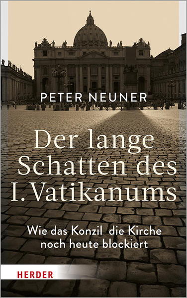 Das I. Vatikanum war geprägt von der Abwehr neuzeitlicher Philosophie und Wissenschaft. Es sah in einem zerstörerischen Individualismus und Liberalismus die Grundübel der Neuzeit, die es durch eine Besinnung auf Autorität und Gehorsam überwinden wollte. Dieser Tendenz folgten die neuscholastische Theologie und der Antimodernismus. In der Vorbereitung des II. Vatikanums wollten konservative Kreise sie definitiv festschreiben. Doch dieses Konzil hat die Kirche für die Welt geöffnet. Aber es hat auch problematische Aussagen des I. Vatikanums wiederholt. In der offiziellen Rezeption des II. Vatikanums wirkte die Tradition von 1869/70 mächtig nach-bis heute. Ein mutiger Paradigmenwechsel ist überfällig.