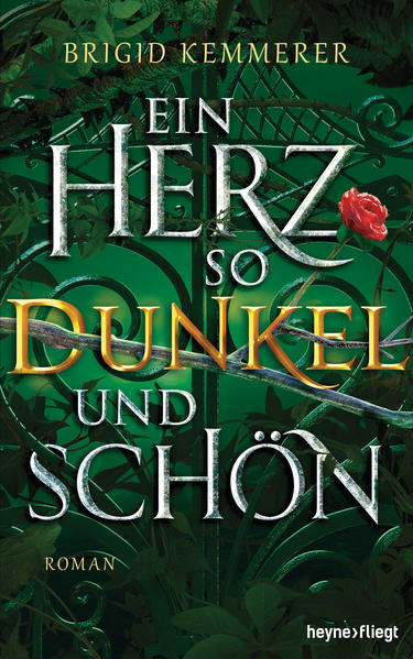 Der Fluch von Emberfall ist gebrochen. Doch die Gerüchte, dass Prinz Rhen gar nicht der legitime Thronerbe ist, wollen nicht verstummen. Nur Rhens engster Vertrauter, der schweigsame Grey, kennt die gefährliche Wahrheit. Er versucht sich zu verstecken, wird von Rhen aber gewaltsam an den Hof zurückgeholt. Die skrupellose Herrscherin des Nachbarreichs will die Wirren nutzen, um die Macht an sich zu reißen. Und ausgerechnet deren Tochter Lia Mara bittet plötzlich Grey um Hilfe. Kann er dem ebenso schönen wie mutigen Mädchen wirklich vertrauen? Kann er mit ihr Emberfall retten - indem er sich gegen Rhen stellt?