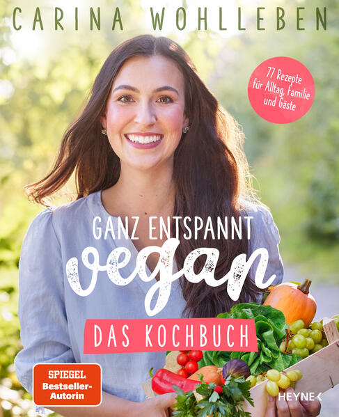 So leicht kann vegan sein: Lieblingsrezepte für jeden Tag Die vegane Küche ist unglaublich vielfältig - und kann ganz einfach und unkompliziert sein. In diesem Kochbuch versammelt Foodbloggerin Carina Wohlleben die besten Rezepte für das entspannte vegane Leben im Alltag und mit Familie. Ob Salate, Suppen, Frühstücksideen, Hauptgerichte, Desserts, Snacks oder Getränke: Alle Rezepte kommen mit einfachen Zutaten aus, und durch die leicht verständlichen Schritt-für-Schritt-Anleitungen gelingen sie garantiert - schnell und einfach. Mit zahlreichen Tipps & Tricks zu veganen Basics, Warenkunde, Einkauf etc. aus Carina Wohllebens eigener Erfahrung und in ihrem Familienalltag bewährt. Damit dem entspannten Genuss nichts im Wege steht! Die beliebtesten Rezepte von @vegan.wohl.leben und viele neue Ideen für den veganen Alltag. Die perfekte Ergänzung zum Sachbuch „Ganz entspannt vegan“. Ausstattung: durchg. 4c