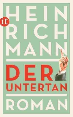 »Diederich Heßling war ein weiches Kind.« Mit diesen Worten beginnt Heinrich Mann seinen vorseherisch genialen, satirischen Bildungsroman Der Untertan. Heßling ist der Prototyp des brutalen Spießers, der es im Deutschen Reich weit bringt. Charakterschwach und ängstlich, unterwirft er sich bereitwillig den wilhelminischen Autoritäten und tyrannisiert die Mitmenschen, wenn es ihm Vorteile verschafft. Demokratie und Menschenwürde bedeuten ihm nichts, lieber schwärmt er in schwarz-weiß-roter Schärpe lustvoll für den Kaiser. Heinrich Mann schuf mit seinem Roman das epochale Porträt des deutschen Opportunisten und zugleich das unübertroffene Sittengemälde der spätwilhelminischen Gesellschaft, die erst den Weltkrieg herbeijubelte und dann im Schützengraben unterging. »Das Herbarium des deutschen Mannes. Hier ist er ganz: in seiner Sucht zu befehlen und zu gehorchen, in seiner Roheit und in seiner Religiosität, in seiner Erfolgsanbeterei und in seiner namenlosen Zivilfeigheit.« Kurt Tucholsky