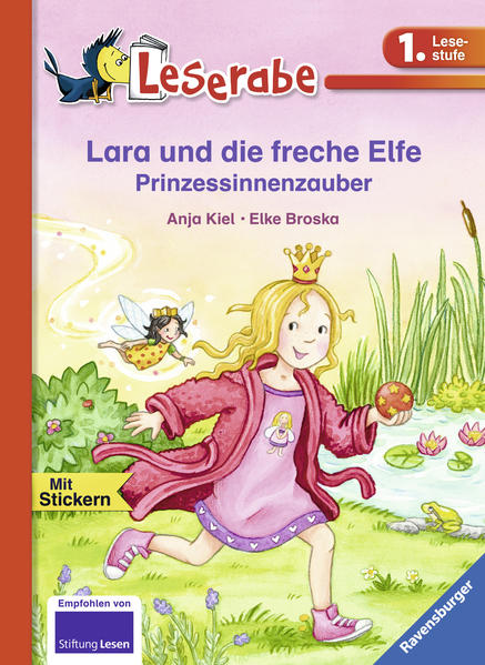 Laras heimliche Freundin Fritzi ist eine echte Elfe! Heute wollen die beiden Prinzessin spielen. Der Prinzessinnen- Test mit der Erbse unter der Matratze klappt nicht so ganz. Aber die Schubkarre im Garten eignet sich prima als Prinzessinnenkutsche! Doch plötzlich rollt die goldene Kugel - Laras Ball - in den Gartenteich. Jetzt müssen Lara und Fritzi beweisen, ob sie auch ohne Froschprinz klarkommen ...