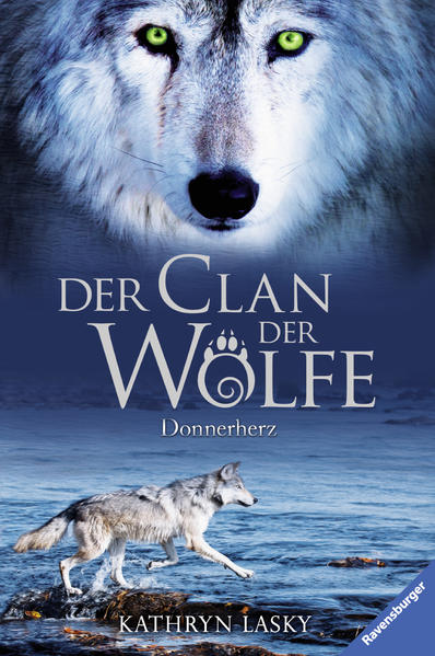 Bis auf seine verdrehte Vorderpfote mit einer seltsamen Spiralzeichnung ist Faolan ein neugeborenes Wolfjunges wie jedes andere. Doch die Bräuche des Wolfsclans sind hart: Kommt ein behindertes Junges zur Welt, werden die Eltern aus dem Rudel verstoßen und der Welpe wird allein seinem Schicksal überlassen. Aber Faolan hat Glück - eine Grizzlybärin findet ihn und nimmt ihn bei sich auf. Als seine Ziehmutter dann nach einem Erdbeben nicht nach Hause zurückkehrt, macht Faolan sich auf, um sie zu suchen. Aber diese Suche stellt sich als sehr gefährlich und entbehrungsreich heraus! Auf seinem Weg gelangt er auch in eine große Höhle, deren Wände mit kunstvoller Malerei bedeckt sind - unter anderem mit vielen kleinen Spiralzeichnungen, die genauso aussehen, wie die Linien auf seiner Pranke. Was hat das zu bedeuten? Und warum machen auf einmal so viele Wölfe Jagd auf ihn?