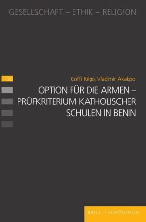 Die „Option für die Armen“ stellt eine Grundlinie des sozialen Bildungsauftrags katholischer Schulen dar (vgl. Gravissimum Educationis, 9). Die Hermeneutik dieser christlich-ethischen Leitformel macht die Subjektwerdung der Armen, die partizipative Dimension und den theologalen Charakter zu zentralen Bedeutungselementen dieser Option. Im beninischen-westafrikanischen, postkolonialen-Kontext setzt die Subjektwerdung der Armen die désintériorisation der Armut, die Befähigung zur Überwindung innerer Mechanismen, die Armut festigen, und die Befähigung zur Gewinnung von Selbstvertrauen und Selbstverantwortung voraus. Dies erfordert grundlegende strukturelle und funktionelle Änderungen.