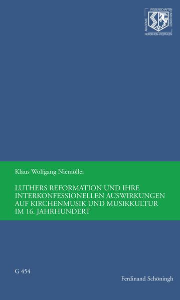 Die Reformation zeitigte auf dem Gebiet der Kirchenmusik weitreichende Folgen, die weit über den Einfluss der 36 deutschen Lutherlieder hinausgehen. Die Weitertradierung kunstvoller lateinischer Kirchenmusik durch die lutherischen Lateinschulen entspricht der Musikanschauung der Reformatoren. Die differente interkonfessionelle Praxis in den evangelischen und katholischen Territorien wird besonders am Beispiel bikonfessioneller Reichsstädte wie Augsburg und Regensburg verdeutlicht.