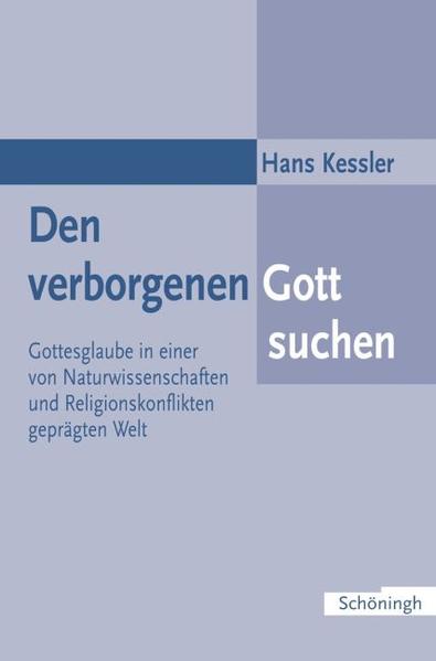 Wissenschaftliche Weltsicht und gewaltsame Religionskonflikte machen es heutigen Menschen schwer, an Gott zu glauben. Hans Kesslers Buch nimmt mit auf die Suche nach dem verborgenen Gott. In drei großen Teilen mit insgesamt 17 Kapiteln werden brennende Fragen im Gespräch mit Naturwissenschaften einerseits und Religionen andererseits in einem umfassenden Spannungsbogen nachvollziehbar durchdacht.-Grunderfahrungen in den Religionen und die Frage nach dem dreieinen Gott. Evolution: Schöpfung neu denken im Dialog mit heutiger Naturwissenschaft. Was heißt dann: Gott wirkt in der Welt? Und wo bleibt Gott im Leid der Geschöpfe? Was verbindet/unterscheidet Mensch und Tier?-Gott in Jesus Christus finden? Was ist erlösend am Leben und Sterben Jesu? Kann der Kreuzestod als Opfer, Sühne, Stellvertretung verstanden werden? Wie kann Auferstehung-biblisch und mit heutiger Naturwissenschaft vereinbar-gedacht werden? Inwiefern ist Christus einzigartig inmitten der vielen Heilbringer und Heilswege der Religionen?-Das Wirken des Gottesgeistes in anderen Religionen und die Aufgabe der Kirche. Was monotheistische Religionen pluralismusfähig und authentisch macht. Impulse zu einem besseren Miteinander von Juden, Christen und Muslimen. Die Erlebnisgesellschaft und die Sehnsucht nach Erfüllung.