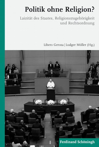 Können Religionen überhaupt etwas mit der Politik zu tun haben? Dürfen Politiker auch religiöse Führer sein? Hat sich nicht ein System der Vermischung von religiösen und politischen Fragen stets als gefährlich herausgestellt?Grundsätzliche Fragen hinsichtlich des Themenbereichs und zwei konkrete Konfliktbereiche, nämlich Kirchenfinanzierung und Religionsunterricht, werden im vorliegenden Band vor allem aus der Perspektive weltlichen und religiösen Rechts behandelt. Einfache Lösungen scheinen nicht möglich zu sein, wenn man die unterschiedlichen Verhältnisse in den verschiedenen Staaten und in den verschiedenen Religionen in den Blick nimmt. Religionen sind auch Teil des öffentlichen Lebens.