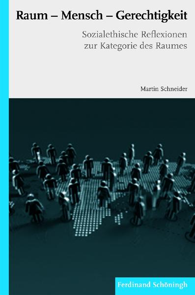 In der Sozialethik ist das Soziale bisher weitgehend unter Absehung des Räumlichen gedacht worden. Das Buch von Martin Schneider schließt diese Lücke. Den »spatial turn« macht er für die sozialethische Forschung fruchtbar. Auf der Basis eines soziologisch und anthropologisch fundierten Raumverständnisses entfaltet Schneider ein Konzept von raumbezogener Gerechtigkeit. So verknüpft er den analytischen Zugang des »spatial turn« mit der normativen Perspektive der »spatial justice«. Daraus ergeben sich viele ethische Bezüge: zur Spannung von Globalisierung und Beheimatung, zur humanen Bedeutung des Wohnens, zur Schutzbedürftigkeit privater Räume, zur räumlichen Dimension von Chancengleichheit und sozialer Gerechtigkeit und zum Verfassungsgebot der »Herstellung gleichwertiger Lebensverhältnisse«.