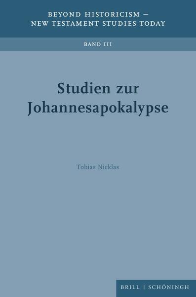 Die Johannesapokalypse gehört weiterhin zu den geheimnisvollsten Schriften des frühen Christentums, vielleicht der Weltliteratur überhaupt. Tobias Nicklas hat sich in den vergangenen mehr als 20 Jahren intensiv mit diesem Text auseinandergesetzt und lüftet in seinen Beiträgen zu intertextuellen Problemen, zur Bildwelt und Theologie des Texts, aber auch seiner vielfältigen, z.T. hoch problematischen Rezeptionsgeschichte viele seiner Geheimnisse. Der vorliegende Band bietet Studien zur Johannesapokalypse, die in verschiedenen, teilweise schwer zugänglichen Kontexten veröffentlicht wurden, nun in einem neuen Gesamtüberblick. Alle Studien wurden neu durchgesehen und in einem Rückblick auf den neuesten Stand gebracht. So entsteht ein Gesamtüberblick über eine Vielzahl von Problemen der Auslegung der Johannesapokalypse.