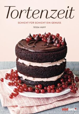 Schicht für Schicht ein Traum Haben Sie genug von schlichten Kuchen und möchten neue cremige Höhen der Backkunst erklimmen? Dann ist „Tortenzeit“ genau das Richtige für Sie. Tessa Huff hat für alle, denen ein Kuchen nicht groß genug sein kann, 150 traumhafte Rezepte zusammengestellt: Dabei verwandelt sie nicht nur Klassiker wie die Schwarzwälder Kirschtorte in ganz neue Kreationen, sondern beeindruckt auch mit modernen Rezeptideen wie dem Schokoladen-Matcha-Kuchen oder der Kürbis-Vanille-Chai-Torte. Durch die anschaulichen Schritt-für-Schritt-Anleitungen, Zubereitungstipps und -tricks sowie Dekorationstechniken, die jeden Konditor vor Neid erblassen lassen, können Sie - egal ob Backanfänger oder Tortenprofi - Schicht für Schicht Ihren Traumkuchen erschaffen - leckere Teige, Füllungen und Frostings inklusive. Ausstattung: 170 Farbfotos