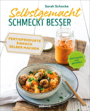 Fertigprodukte selber machen - ohne E-Nummern und Zusatzstoffen: das geht und ist gesund, lecker und nachhaltig Viele Produkte, die wir täglich im Supermarkt kaufen, enthalten kaum noch Vitamine und Mikronährstoffe, sind dafür aber mit Unmengen an Zucker und Zusatzstoffen versetzt und obendrein in Schichten aus Plastik verpackt - alles weder natürlich, noch nachhaltig. In ihrem neuen Buch erklärt Ernährungsexpertin Sarah Schocke, was wirklich in Früchtejoghurt und Ketchup, Puddingpulver, Dosenravioli und Tiefkühlpizza steckt und zeigt gleichzeitig, wie man diese und viele weitere Fertigprodukte einfach zuhause selber herstellen kann. Damit tut man nicht nur sich selbst, sondern auch der Umwelt etwas Gutes. Ausstattung: mit ca. 80 Farbfotos