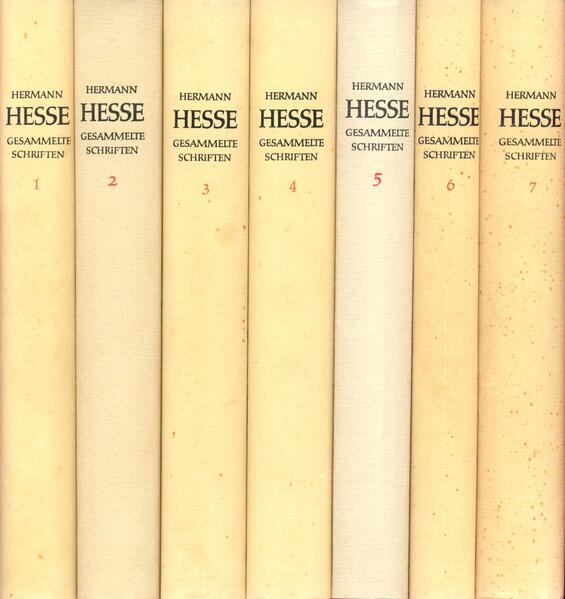 1957, anlässlich von Hesses 80. Geburtstag, brachte der Suhrkamp Verlag die erste geschlossene Ausgabe seiner Gesammelten Schriften in sieben Bänden heraus.