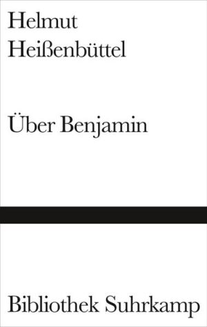 "Die Emigration Benjamins war ein Akt, der untrennbar ist von seinem Werk. Dieses Werk, das ist bereits vorausprojiziert in Partien der Einbahnstraße, lebt aus der unmittelbaren Erfahrung der Emigration." Nur selten hat Helmut Heißenbüttel (1921-1996), Literaturkritiker und avantgardistischer Autor, so nachdrücklich bei einem Schriftsteller auf die Wichtigkeit der Lebensgeschichte, auf die unmittelbare Verschränkung von Existenz und schriftlichem Ausdruck gepocht wie im Falle Walter Benjamins. Überraschend wechselt er dabei auch den Modus: Von diskursiven Äußerungen über den Rundfunkautor oder den Briefeschreiber geht er über zur literarischen Formulierung in der "Nacht in den Pyrenäen", worin er die letzten Tage Benjamins nachzeichnet. Die in diesem Band gesammelten Texte sind zwischen 1967 und 1983 publiziert bzw. gesendet worden. (Einige werden hier zum ersten Mal gedruckt.) In diesem Zeitraum hat sich nicht nur Benjamins Bild in der Öffentlichkeit verändert, sondern ebenfalls Heißenbüttels Auffassung von Literatur. Stets argumentiert Heißenbüttel auch aus der Position des Produzierenden, des dichterisch Tätigen - in den späteren Beiträgen mit der für ihn einschneidenden Erfahrung, daß die politisch-kulturellen Hoffnungen der »goldenen« sechziger Jahre nicht realisiert wurden