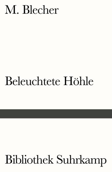 «Es ist dies ein Buch, von dem man sich nach der Lektüre nicht vorstellen kann, es jemals nicht gekannt zu haben», schrieb die FAZ über M. Blechers Sanatoriumsroman Vernarbte Herzen (BS 1399). Sein letztes Werk, die Beleuchtete Höhle, das er nicht mehr korrigieren konnte, schreibt den Roman fort. Unverhüllt autobiographisch und mit einer atemberaubenden Klarheit erzählt der noch nicht 30jährige Autor (1909 - 1938), wie ihm, dem hoffnungslos Erkrankten, in Augenblicken größten Leidens die Zusammenhänge des Lebens, die geheimnisvollen Übergänge zwischen Realität, Traum und Schreiben einsichtig werden. Blechers Poetologie des Leidens kontrapunktiert seine Erzählungen aus Berck, die expressionistischen Schilderungen von Paris oder die Reminiszenzen an ein Sanatorium in Rumänien. Ernest Wichners umfangreicher Essay gibt erstmals Einblick in die bisher nur bruchstückhaft bekannte Biographie des Autors, der heute, 70 Jahre nach seinem Tod, weltweit entdeckt wird.