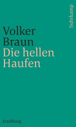 Der Aufstand, von dem hier berichtet wird, hat nicht stattgefunden. Wenn er seine Wahrheit hat, so weil er denkbar war. Die Geschichte hat mehr in sich, als sich wirklich ereignet, auch das Mögliche, Ersehnte, nicht Gewagte. Wie sollte man nicht einmal über den Rand schreiben? Nach drei Jahren der Volksenteignung, dem Feldzug der Treuhand, kommt es zum großen Arbeiterkrieg. Die Entlassenen, Arbeitslosen rotten sich vor den Fabriken, vorgebliche Investoren werden heimgeschickt und die 12 Mansfelder Artikel verfaßt. Schließlich streift ein Heerhaufen durch Mitteldeutschland. Daß sie aber nicht kämpfen, ist der bittere, süße Faden der Erzählung. Sie sammeln sich auf einem Schlackeberg, dem Schutt ihrer Existenz, die nicht zu verteidigen ist, eines Besitzes, den sie nicht besessen haben, eines Lebens, für das man das seine nicht in die Schanze schlägt. So wird eine Niederlage erfochten und ein Widerstand erdacht. Diese klare, einfache, harte Geschichte mußte geschrieben werden, einmal für allemal. »Was wir nicht zustande gebracht haben, müssen wir überliefern.« (Ernst Bloch)