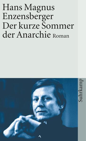 Die zwölf Kapitel des Romans handeln vom Leben und vom Sterben des spanischen Metallarbeiters Buenaventura Durruti, der nach einer militanten und abenteuerlichen Jugend zur Schlüsselfigur der spanischen Revolution von 1936 geworden ist. Das Buch beginnt mit einem Prolog »Die Totenfeier« und endet mit einem Epilog über »Die Nachwelt«. Dazwischen wird die Geschichte eines proletarischen Helden erzählt, von seiner Kindheit in einer kleinen nordspanischen Stadt bis zu den »sieben Toden« Durrutis, die niemals aufgeklärt worden sind. Die Darstellung beruht auf zeitgenössischen Broschüren, Flugblättern und Reportagen, auf Reden und Memoiren und auf Interviews mit Augenzeugen, die Durruti gekannt haben. Die literarische Form des Romans steht zwischen Nacherzählung und Rekonstruktion. Der Widerspruch zwischen Fiktion und Dokument hält die politischen Widersprüche der spanischen Revolution fest. Auf den Spuren vergessener, halb verdrängter Kämpfe wird das Buch zur Recherche. In acht Glossen, die in die Handlung des Romans eingesprengt sind, stellt der Autor den historischen Kontext dar. Hans Magnus Enzensberger, 1929 in Kaufbeuren geboren, lebt heute in München. Sein Werk im Suhrkamp Verlag und im Insel Verlag ist auf S. 301 dieses Bandes verzeichnet.