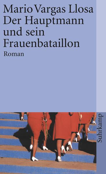 Ein heikler Geheimauftrag reißt den untadeligen Hauptmann Pantaleon aus der militärischen Routine und seinem brav bürgerlichen Familienleben. Unter dem Einfluß des schwülheißen Dschungels versetzen die Soldaten der Kasernen im hinteren Amazonas-Gebiet die Bevölkerung mit ihren sexuellen Eskapaden in Panik und schaden so dem Ruf der glorreichen peruanischen Armee. Also wird der untadelige Kommißkopf Pantaleon mit der Planung und Durchführung einer Entlastungsoffensive betraut. Die Vehemenz des erotischen Tropenkollers soll sich auf soldatisch geordnete Weise entladen. Pantaleon soll deshalb einen »weiblichen Dienst« einrichten, eine maison public auf Reisen. Pflichtgefühl und Liebe zur Armee nötigen den uniformierten Mustergatten, sich zum gewissenhaften Experten auf dem Felde der Ausschweifungen zu entwickeln.