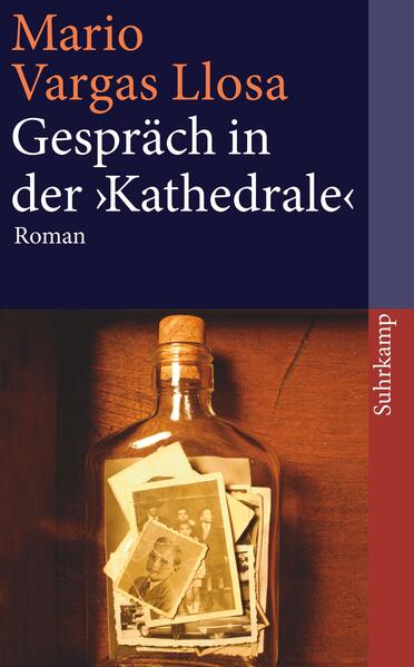 »Mario Vargas Llosas Kathedrale ist ein in flagrantem Widerspruch zu seinem hochtrabend-ehrwürdigen Namen schmieriges Lokal, Symbol dieser sehr wohlanständigen, sehr katholischen, sehr alten Stadt Lima. In diesem Lokal führen der Herrensohn Zavala und der schwarze Diener Ambrosio das lange, eine Vielzahl von Einzelschicksalen rekonstruierende Gespräch, das den Rahmen des Romans bildet. An diesen Schicksalen legt Vargas Llosa die gleichsam durch ein perverses politisches System in allen ihren Schichten, in jedem einzelnen, geprägte Gesellschaft bloß. Der historische Diktator Manuel Odría, von 1948 bis 1956 peruanischer Präsident, wie andere vor ihm vom Großbürgertum an die Macht gebracht und von den USA gestützt, solange über das Wie der im Land aufrechterhaltenen ›Ruhe und Ordnung‹ nichts nach außen verlautete, bleibt im Roman unsichtbar. Politische Hauptfigur ist seine Kreatur, der Sicherheitsdirektor Don Cayo, der für den Erfolg verantwortlich ist: die gefälschten Wahlergebnisse, die jubelnden Volksmassen bei offiziellen Kundgebungen, die gekaufte Presse und das schaurige Geschäft der Repression.«