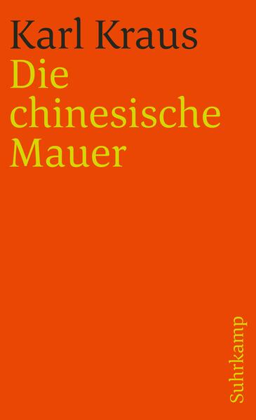 Karl Kraus, geboren am 28, April 1874 in Gitschin, ist am 12.Juni 1936 in Wien gestorben. Der zweite Essayband von Karl Kraus, erstmals erschienen 1910, enthält außer einer der schneidendsten Polemiken, die die deutsche Literatur aufzuweisen hat: Maximilian Harden. Eine Erledigung, die wichtigsten Satiren kulturkritischen Charakters aus der Fackel der Jahre 1907 bis 1910. Strafend oder scherzend macht jeder dieser Aufsätze einer typischen Erscheinung der europäischen Kultur jener - und leider auch unserer - Zeit den Prozeß: von der christlichen Sexualmoral über den fortschrittsgewissen Optimismus bis zum Verdummungswerk der Kulturindustrie. In kaum einem anderen Buch von Karl Kraus hat sich die Phantasie des Satirikers so weit von den Anlässen seines Mißvergnügens gelöst wie in dieser Sammlung - mit Meisterstücken wie Das Ehrenkreuz, Das Erdbeben, Die Welt der Plakate und vor allem Die chinesische Mauer, dem Titelaufsatz und Schlußstück des Bandes, der Kraus’ künstlerischen Ruhm eigentlich begründet hat.