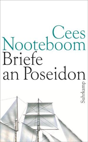 Ist Poseidon überhaupt am menschlichen Treiben interessiert, verfolgt der Herrscher der Meere noch unser Tun? Cees Nooteboom lässt es darauf ankommen: Er schreibt Briefe an den Gott mit dem Dreizack, den er jeden Herbst, wenn er seine Sommerinsel verlässt, um Erlaubnis bittet, im nächsten Jahr zurückkehren zu dürfen. Darin erzählt er von seinen täglichen Beobachtungen, von seinen Gedanken über Götter und Gott, vom neuen Blick auf alte Mythen. So führt etwa eine zufällige Strandbegegnung zur Frage, ob ein kleiner Junge der Spiegel sein kann, in dem das eigene Alter verfliegt. Die Pflanzen im mediterranen Garten des Autors wiederum kümmert das wenig, sie führen ihr eigenes Leben: Hibiskus und Kakteen setzen sich geduckt zur Wehr, wenn das Radio die wuchtigen Klänge Bayreuths durch die Luft wehen lässt. Und die Agave, die vermutlich mit mexikanischem Akzent spricht, verfolgt ohnehin eine nur ihr bekannte Mission. Meisterhaft beherrscht Cees Nooteboom die Kunst, hinter den kleinen Dingen die großen Weltfragen aufblitzen zu lassen. Seine Korrespondenz mit dem Meeresgott bezaubert: Verspielt und tiefernst, lakonisch und poetisch, lässt sie das Erzählte in einem klaren, warmen Licht erscheinen. - Mit zahlreichen Abbildungen