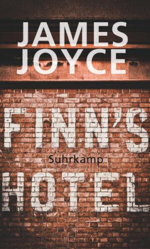 »Finn’s Hotel«, so hieß das Hotel, in dem Nora Barnacle, die spätere Ehefrau von James Joyce, als Zimmermädchen arbeitete. Ganz am Anfang der Überlegungen, aus denen »Finnegans Wake« hervorgehen sollte, fragte sich Joyce: Wie wäre es, wenn man Irlands Vergangenheit in den Träumen des am Ufer der Liffey schlafenden mythischen Helden Finn McCool Revue passieren ließe? Das Buch »Finn’s Hotel« besteht aus einer Folge von Fabeln, kurzen, prägnanten Prosatexten zu den entscheidenden Momenten der irischen Geschichte, beginnend mit der Ankunft St. Patricks auf der Grünen Insel im Jahr 432: des Heiligen, der Irland bekehrt? Nein, Irland bekehrt ihn - zu allem, was irisch ist. Joyce schrieb die zehn Episoden 1923, ein halbes Jahr, nachdem er sich vom »Ulysses« befreit und lange bevor er einen genaueren Plan für »Finnegans Wake« gefasst hatte. Danis Rose suchte die im Nachlaß der »Finnegans Wake«-Papiere verstreuten Geschichten zusammen. Er begründete ihre Einheit und Eigenständigkeit. 2013 erschien Finn’s Hotel: ein neues, unbekanntes, erstaunliches Werk von James Joyce.»