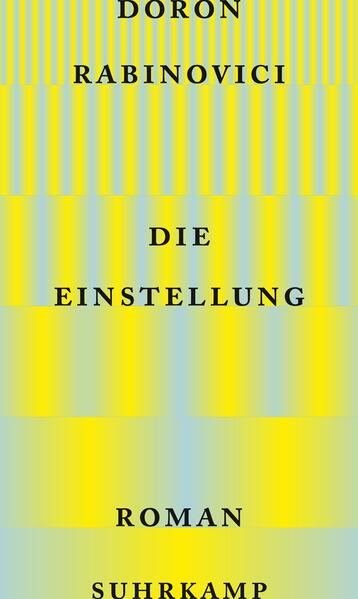 August Becker ist der Star unter den Pressefotografen, seine Porträts sind unverwechselbar. Im aktuellen Wahlkampf um die Kanzlerschaft erhält er von einer liberalen Wochenzeitschrift den Auftrag, den Spitzenkandidaten einer populistischen Partei zu fotografieren. Ulli Popp hetzt gegen Migranten, gegen Frauen, gegen unabhängige Medien. August Becker soll den Mann hinter der Fassade von Fürsorglichkeit entlarven, seine Brutalität, seinen Zynismus, er soll den unaufhaltsam scheinenden Siegeszug seiner Partei stoppen. August verachtet Popp, er nimmt den Auftrag an, und tatsächlich gelingt ihm ein Schnappschuss, von dem er überzeugt ist, dass er den Ausgang der Wahl entscheidend beeinflussen wird - bis sich von einem Tag auf den anderen alle Gewissheiten ins Gegenteil verkehren. Mit Witz, Ironie und Fabulierlust erzählt Doron Rabinovici in seinem neuen Roman von einer immer stärker polarisierten Gegenwart, einer zunehmend gespaltenen Gesellschaft. Es geht um die Relativierung von Fakten, die Anziehungskraft des Autoritären, die Macht der Bilder. Es geht um den Kampf eines Populisten gegen einen Fotografen, der genau weiß, dass jede Aufnahme Zeugnis einer Einstellung ist.