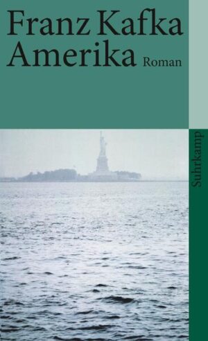 Amerika, der erste große Roman Franz Kafkas, erzählt die Geschichte des jungen Karl Roßmann, der wegen eines unhaltbaren Verhältnisses auswandern muß und versucht, sich in der rationalisierten und unpersönlichen Neuen Welt zurechtzufinden. Mit der vorliegenden Ausgabe werden zum 125. Geburtstag des Autors im Juli 2008 die drei großen Romane Franz Kafkas vollständig und in preiswerten Ausgaben im suhrkamp taschenbuch vorliegen.