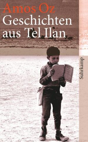 Der Wandel kommt in kleinen Schritten: Tel Ilan ist ein Dorf im Norden Israels. Ein Ort, ein wenig unentschlossen zwischen Gestern und Morgen, aufsehenerregende Ereignisse sind selten. Doch plötzlich verwischt die Grenze vom Gewöhnlichen zur Merkwürdigkeit. Gilli Steiner wartet mit wachsender Verzweiflung auf ihren Neffen, Pessach Kedem hört komische Geräusche, und der Immobilienmakler Jossi Sasson wird in einem alten Haus von einer jungen Frau verwirrt - und verirrt. Dabei geschieht eigentlich nichts Besonderes. Oder doch? Amos Oz entwirft in seinen Geschichten aus Tel Ilan einen kleinen Kosmos. Er erzählt von Menschen und ihren Sehnsüchten, von ihrem nur auf den ersten Blick durch und durch alltäglichen Leben. »Erbarmungslos, brillant. Oz ist zurückgekehrt zu seinen Kammerspielen.« Inge Kämmerer, Hessischer Rundfunk