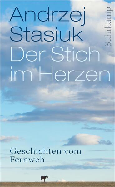 Kaum jemand versteht so viel vom Unterwegssein als Lebensform wie der polnische Schriftsteller Andrzej Stasiuk. Seine fünfzig Stücke kurzer Prosa über das Reisen spielen in den wenig besiedelten Gegenden an der polnisch-ukrainischen Grenze, in der sibirischen Steppe, sie entführen uns bis nach China und in die Mongolei. Ein Buch über entwurzelte Künstler aus der lemkisch-slowakischen Provinz (Andy Warhol und Nikifor aus Krynica), die Arm in Arm über den Broadway schlendern. Impressionen und Meditationen über das Ende der Sesshaftigkeit, eine Liebeserklärung an den unbetretenen, unbeschriebenen Raum, an die mongolische Steppe, die »reinste« Landschaft, wo es nichts gibt außer Himmel und Erde. Ein Brevier für erfahrungshungrige Leser, denen der Gedanke an eine Welt jenseits der eigenen einen Stich ins Herz versetzt.