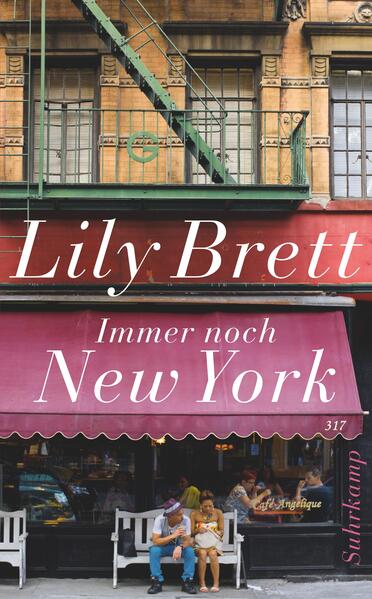 Lily Brett, die australische New Yorkerin mit europäischen Wurzeln, steckt mittendrin, und um die Stadt einzufangen, hält sie sich selbst den Spiegel vor. Hinreißend erzählt sie von ihren Nöten, einen halbwegs anständigen Büstenhalter im Greenwich Village zu erstehen, vom befremdlichen Anblick der Schoßhündchen in Regenmänteln und Sonnenbrillen, vom überbordenden Großstadtverkehr. Und zum Glück gibt es in dieser ziemlich hektischen Stadt auch Winkel der Ruhe und des Friedens, den Geruch von frisch gebackenem Brot und die entwaffnend ehrlichen Gespräche mit ihrer Kosmetikerin. Denn in Manhattan ist nichts unbedeutend und nichts selbstverständlich. Lily Bretts New-York-Erzählungen sind ein großes Lesevergnügen. In der tragikomischen Mischung aus Autobiographie und kleinen Alltagsvignetten schimmern die großen Themen des Lebens durch.