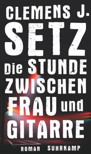 In einem Wohnheim für behinderte Menschen wird die junge Natalie Reinegger Bezugsbetreuerin von Alexander Dorm. Der Mann sitzt im Rollstuhl, ist von unberechenbarem Temperament und gilt als »schwierig«. Dennoch erhält er jede Woche Besuch - ausgerechnet von Christopher Hollberg, jenem Mann, dessen Leben er vor Jahren zerstört haben soll, als er ihn als Stalker verfolgte und damit Hollbergs Frau in den Selbstmord trieb. Das Arrangement funktioniere zu beiderseitigem Vorteil, versichert man Natalie, die beiden seien einander sehr zugetan. Aber bald verstört die junge Frau die unverhohlene Abneigung, mit der Hollberg seinem vermeintlichen Freund begegnet. Sie versucht, hinter das Geheimnis des undurchschaubaren Besuchers zu kommen und die Motive seines Handelns zu verstehen. Dieser Roman ist eine Bergwerksfahrt in die Welt des Clemens J. Setz. Sie fördert ihre innere Ordnung zutage, ihre Geheimnisse und Prinzipien: Macht und Ohnmacht, Sinnsuche und Orientierungsverlust, Unterwerfung und Liebe in allen Spielarten - fürsorglich, respektvoll, besessen, Liebe als Wahn und als Manipulation. Und Rache. So subtil und schmerzhaft, dass die Frage nach Täter und Opfer in namenloses Gelände führt.