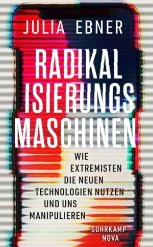 „Spannend, erhellend, erschütternd dieses Buch ist wichtig.“ Jan Böhmermann Julia Ebner verfolgt hauptberuflich Extremisten. Undercover mischt sie sich unter Hacker, Terroristen, Trolle, Fundamentalisten und Verschwörer, sie kennt die Szenen von innen, von der Alt- Right- Bewegung bis zum Islamischen Staat, online wie offline. Ihr Buch macht Radikalisierung fassbar, es ist Erfahrungsbericht, Analyse, unmissverständlicher Weckruf. Als Extremismusforscherin stellen sich ihr folgende Fragen: Wie rekrutieren, wie mobilisieren Extremisten ihre Anhänger? Was ist ihre Vision der Zukunft? Mit welchen Mitteln wollen sie diese Vision erreichen? Um Antworten zu finden, schleust sich Julia Ebner ein in zwölf radikale Gruppierungen quer durch das ideologische Spektrum. Sozusagen von der anderen Seite beobachtet sie Planungen terroristischer Anschläge, Desinformationskampagnen, Einschüchterungsaktionen, Wahlmanipulationen. Sie erkennt, Radikalisierung folgt einem klaren Skript: Rekrutierung, Sozialisierung, Kommunikation, Mobilisierung, Angriff.