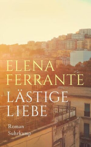 Lästige Liebe ist ein psychologisches Meisterwerk von schwindelerregender Genauigkeit: eine Mutter-Tochter-Geschichte über Liebe und Hass und den unlösbaren Knoten aus Lügen, Eifersucht und Gewalt, der die beiden - schicksalhaft - aneinanderbindet. Dreimal ruft sie an, sie klingt verstört, und eigentlich sollte sie im Zug nach Rom sitzen, unterwegs zu Delia, ihrer Tochter. Wenig später wird ihre Leiche an Land gespült. Zur Beerdigung kehrt Delia nach Neapel zurück, in die chaotische Heimatstadt, in ihre verhasste Vergangenheit. Und sie bleibt, denn sie muss die Wahrheit wissen: Warum starb ihre Mutter? Und welche Rolle spielt Caserta, ein ehemaliger Freund ihres Vaters, der plötzlich wieder auftaucht? Er jedenfalls scheint der Letzte zu sein, der die Mutter lebend gesehen hat. Zunehmend verzweifelt, läuft Delia durch die Gassen der Stadt und entwirrt Erinnerungen, die sie lange unterdrückt hatte. Noch ahnt sie nicht, wie schutzlos sie sein wird, gegen das Geheimnis ihrer eigenen Kindheit …