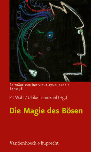 Die in diesem Band dokumentierten Beiträge der Jahrestagung 2011 der Deutschen Gesellschaft für Individualpsychologie (DGIP) beschäftigen sich mit dem Thema des Bösen und seiner Magie aus unterschiedlichsten Perspektiven. Entwicklungspsychologische, zeitgeschichtliche, politische und künstlerische Texte beleuchten die verschiedenen Facetten dieses Phänomens, das sich in der Erziehung, im gesellschaftlichen Leben überhaupt sowie nicht zuletzt auch in der psychotherapeutisch- psychoanalytischen Behandlungspraxis als nachhaltig wirksam und bedeutsam erweist. Dabei stellt das Böse eine Kategorie dar, die traditionell vor allem in philosophischen, moralischen oder theologischen Kontexten einen zentralen Stellenwert einnimmt, aber nur wenig präsent in tiefenpsychologisch- psychoanalytischen Theorien war und ist. Denn: Trotz der Allgegenwart des Phänomens des Bösen in den öffentlich- medialen Diskursen wird es nur selten in seiner Bedeutung für die Herausbildung innerseelischer und kommunikativer Strukturen bzw. für die Entstehung und Entwicklung intrapsychischer und zwischenmenschlicher Entwicklungsprozesse und Konflikte untersucht. Das gilt auch für Faszination und Magie, die dem Bösen so häufig innezuwohnen scheinen. Die hier versammelten zehn Einzelbeiträge plädieren für eine stärkere Einbeziehung dieser Überlegungen und Aspekte innerhalb der pädagogischen, analytischen und individualpsychologischen Theorie und Praxis.