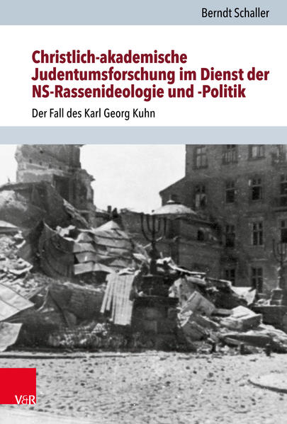 80 Jahre nach dem „Sondereinsatz“ des Tübinger Privatdozenten Karl Georg Kuhn in Warschau, zur „Inspektion“ der Bibliothek der Jüdischen Gemeinde und zur „Untersuchung des ostjüdischen Problems, solange die Gelegenheit dazu an Ort und Stelle günstig ist“, hat der inzwischen verstorbene Göttinger Judaist Berndt Schaller die erste Monographie über die NS-Vergangenheit des späteren Qumranforschers abgeschlossen. Kuhn selbst hat seine Anwesenheit in Warschau in den Entnazifizierungsverfahren 1948 wie auch sonst verschwiegen. Erst die Veröffentlichung des Tagebuches von Adam Cerniakow, des damaligen Vorsetzenden des „Judenrates“ von Warschau, hat Kuhns auch praktische Mitwirkung an der NS-Politik zur Zerstörung und Vernichtung des europäischen Judentums ans Licht gebracht. Berndt Schaller hat die von Max Weinreich schon 1946 vorgelegten Erkenntnisse sowie die Forschungsergebnisse weiterer amerikanischer und später auch deutscher Wissenschaftler über Karl Georg Kuhns Tätigkeit als Sachverständiger für die „Judenfrage“ zusammengeführt und durch eigene Funde in Archiven und Bibliotheken ergänzt und vertieft. Schaller gibt Antworten auf die beiden mit Leben und Karriere von Kuhn verbundenen Fragen: Wie konnte ein judaistisch interessierter Theologe zu einem antisemitischen Propagandisten der Nazis werden? Und wie konnte es dazu kommen, dass ein von Zeitgenossen schwer Belasteter rasch entnazifiziert wurde und mit Hilfe geachteter Theologen wieder eine Dozentur erhielt? Zunächst in Göttingen. Seit 1954 kam Kuhn als Qumranforscher in Heidelberg zu internationaler Anerkennung und wurde Mitglied der dortigen Akademie der Wissenschaften. Schaller wirft mit seiner kritischen Darstellung der Karrieren Kuhns vor und nach 1945 grundsätzliche Fragen auf nach dem Selbstverständnis deutscher Wissenschaft und christlicher Theologie, die bis heute eine Herausforderung darstellen.