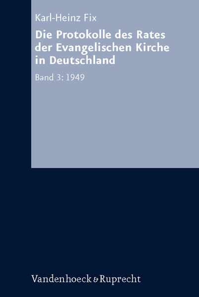 Das Jahr 1949 bedeutete für die Evangelische Kirche in Deutschland (EKD) gleichermaßen Neubeginn und Kontinuität. In organisatorischer Hinsicht endeten die Nachkriegs-Provisorien, die EKD fand in Hannover eine neue Zentrale und mit Otto Dibelius einen neuen Vorsitzenden. Von einem Bruch mit der bisherigen Arbeit kann dennoch weder in personeller noch sachlicher Hinsicht die Rede sein. Die hier veröffentlichten, umfassend kommentierten Ratsprotokolle wie auch das Protokoll der erstmals tagenden Kirchenkonferenz der EKD dokumentieren die keineswegs konfliktfreie Arbeit dieses Leitungsorgans, das sich mit theologischen, politischen und sozialen Fragen ebenso beschäftigte wie mit Fragen des eigenen Selbstverständnisses. Erschlossen wird die Edition durch differenzierte Register sowie ein Dokumentenverzeichnis.