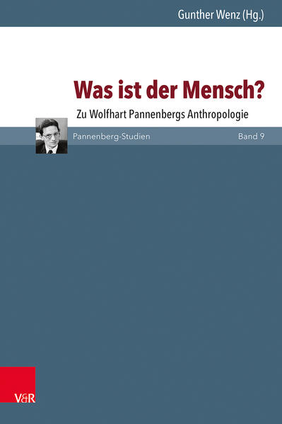 Der Mensch ist ein selbsttranszendentes und weltoffenes Wesen. Religion als Beziehung zu einem fundierenden Grund von Selbst und Welt gehört daher zum Menschsein des Menschen. Als anthropologisches Universale ist sie nicht substituierbar bzw. nur durch Religion zu ersetzen. Die neuzeitliche Religionskritik falsifiziert diesen Befund nicht, sondern bestätigt ihn. Beim Pannenbergkolloquium, das im Oktober 2021 an der Münchner Hochschule für Philosophie stattfand, wurden diese und weitere Themen der Pannenberg’schen Lehre vom Menschen eingehend behandelt. Der Band dokumentiert Beiträge von Dirk Ansorge, Gregor Etzelmüller, Harald Fritsch, Felix Körner, Johanne Stubbe Teglbjærg Kristensen, Michael Murrmann-Kahl, Jörg Noller, Friederike Nüssel, Thomas Oehl, Joachim Ringleben, Josef Schmidt, Paul Schroffner, Klaus Vechtel und Gunther Wenz.