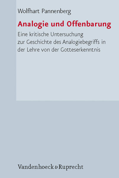 Ob die Rede vom Sein und andere Prädikate in Aussagen über Gott gleichsinnig (univok) oder nur analog im Verhältnis zum sonstigen Sprachgebrauch zu verstehen sind, ist eine alte Streitfrage zwischen den Anhängern der Philosophie und Theologie Thomas von Aquins und denen, die in diesen Fragen Duns Scotus und Wilhelm von Ockham folgen, also vor allem Philosophen und Theologen des Franziskanerordens. In Veröffentlichungen der letzten Jahre und Jahrzehnte ist daraus sehr viel mehr als ein Schulstreit geworden. Die Forschung plädiert dafür, dass der wichtigste epochale Einschnitt in der Geschichte der neueren Philosophie eher bei Duns Scotus als bei Descartes oder Kant liege. Dieses Urteil fordert eine neue Beschäftigung mit der Wirkungsgeschichte der skotistischen Lehre von der Univokation des Seinsbegriffs. In seiner damals ungedruckt gebliebenen Heidelberger Habilitationsschrift hat Wolfhart Pannenberg bereits 1955 die Geschichte des Analogiebegriffs in der Lehre von der Gotteserkenntnis untersucht. Die neue Diskussion über Duns Scotus bewegt Pannenberg nun, auf das damalige Projekt zurückzugreifen und seine Habilitationsschrift der Öffentlichkeit zu übergeben. Der ursprüngliche Text ist im Wesentlichen unverändert, abgesehen vom Wegfall einer biblisch-theologischen Einleitung in die Fragestellung. Hinzugefügt ist ein Kapitel über Duns Scotus und Ockham, sowie ein Kapitel zum Ausklang der Geschichte des Gedankens der Analogie des Seins bei Meister Eckhart und bei Nikolaus von Kues. Das Werk schließt mit Bemerkungen, die auch Wolfhart Pannenbergs heutige systematisch-theologische Urteilsbildung zum Ausdruck bringen.