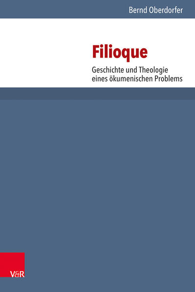 In den westlichen Kirchen ist die Aussage aus dem »Nicäno-Constantinopolitanischen« Glaubensbekenntnis, der Heilige Geist gehe vom Vater aus, ergänzt worden durch die Formel und vom Sohn (lat.: filioque)-eine Einfügung, die bis heute das Verhältnis zwischen den ›westlichen‹ Konfessionen und der Orthodoxie belastet. Dieses Buch bietet die erste historische und systematische Gesamtdarstellung des Problems aus westlicher Perspektive seit vielen Jahrzehnten. Es rekonstruiert zunächst umfassend die biblischen und theologie- und dogmengeschichtlichen Voraussetzungen des Bekenntnis-Streites sowie dessen Entstehung und Geschichte bis zum Konzil von Ferrara und Florenz 1438/39. Wichtig ist die moderne ökumenische Diskussion des Themas innerhalb der neueren Entwicklungen der westlichen und der (im Westen selten wahrgenommenen) orthodoxen Trinitätstheologie. Abschließend erwägt der Autor, ob und unter welchen Bedingungen lutherische Kirchen einem Verzicht auf den »Filioque«-Zusatz zustimmen könnten, und entwickelt Grundzüge einer trinitätstheologischen Konzeption, die im Kontext der gegenwärtigen westlichen Diskussion Einsichten der orthodoxen Tradition fruchtbar zu machen versucht.