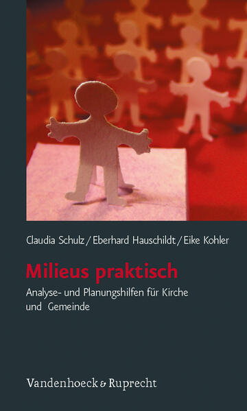 Die Milieuperspektive ist wie eine Zauberbrille. Zauberhaft ist sie, weil sie dabei hilft zu entdecken, was vorher unsichtbar war. Trotzdem kann man auch mit ihrer Hilfe nicht alles wahrnehmen. Aber die Milieuperspektive eignet sich ganz vorzüglich, wenn man kirchliche Arbeit analysiert oder plant, weil sie dann hilft, Konturen zu erkennen. Sie ist ein Instrument, nicht mehr und nicht weniger. Zu erwarten sind keine Patentlösungen. Aber wer sich dieses Instruments bedient, löst weitere Veränderungen aus: Die neue Perspektive wird das eigene Planen und damit die Gemeinde verändern-und damit auch die Kirche.Kirchliche Praxis zeigt sich in den Gottesdiensten und anderen Zugängen zum Glauben, in der Medienarbeit, der Werbung, dem Ehrenamt und dem Wunsch nach Beteiligung in der Kirche. Durch die Milieuperspektive lassen sich in der Masse der Gemeinde einzelne Menschen und ihre Bedürfnisse, ihre Gewohnheiten und Vorlieben erkennen. Diese Erkenntnisse können der Organisation kirchlicher Arbeit nützlich sein. Die Kirche will Menschen für das Reich Gottes, also für eine bessere Möglichkeit zu leben, gewinnen. Dazu muss sie die Menschen dort abholen, wo sie stehen. Dies ist unter anderem durch die Milieuperspektive möglich. Doch die vielfältigen Glaubensstile in den Milieus sind nicht nur eine kirchenpraktische, sondern auch eine theologische Herausforderung. Diese Zauberbrille kann die Theologie verändern und bereichern.