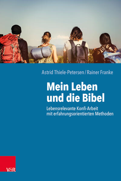 Lebendige Konfi-Arbeit setzt bei den Jugendlichen mit ihren Lebenserfahrungen und -themen an. Durch erfahrungsorientierte kreative Bibelarbeit entdecken sie in biblischen Geschichten und christlichen Traditionen Bezüge zu ihrem eigenen Leben. Rainer Franke und Astrid Thiele-Petersen gehen von relevanten Erfahrungen dieser Lebensphase aus und fragen, welche biblischen und christlichen Texte, Themen und Rituale den Jugendlichen Möglichkeiten zur Entwicklung eröffnen, um ihre Idee vom Sinn im Leben weiter zu entfalten. Neben dem Ansatz von Lebensrelevanz und dessen Verknüpfung mit biblischen Traditionen zu symbolischer Erfahrung werden darstellerische und gestalterische Methoden beschrieben und vorgestellt. Der Praxisteil bietet 25 Konfi-Einheiten zu unterschiedlichen Lebenserfahrungen Jugendlicher-von Ablösung, Anerkennung und Angst bis zu Selbstbewusstsein, Vertrauen und Wut-mit Bibeltexten und kreativen Methoden.