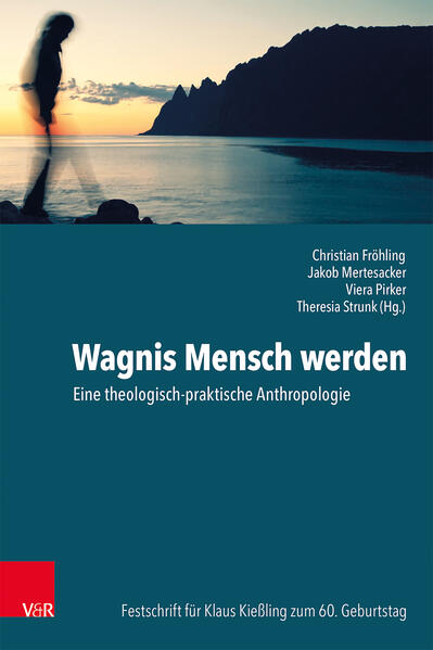 Nach Klaus Kießling bildet die Anthropologie die Klammer, die psychologisches, pädagogisches, diakonisches und theologisches Handeln und Denken im interdisziplinären Diskurs zusammenhält. „Wagnis Mensch werden“ ist-nicht nur, aber bewusst auch-ein Wortspiel und fängt wesentliche Themen aus dem Wirken des Pastoralpsychologen und Religionspädagogen Klaus Kießling ein. Im „Mensch-Werden“ spiegelt sich die humanistische Eigenart der Begriffsverwendung wider, die gleichzeitig den Zustand wie auch die Vision des Ziels umschließt: Wir sind Mensch und werden Mensch. Das Buch mit Beiträgen von Wegbegleiter:innen und Schüler:innen von Klaus Kießling vereint praxisorientierte und theoretische Aspekte, die inhaltlich an dessen vielfältiges Wirken anknüpfen und Impulse weiterführen.