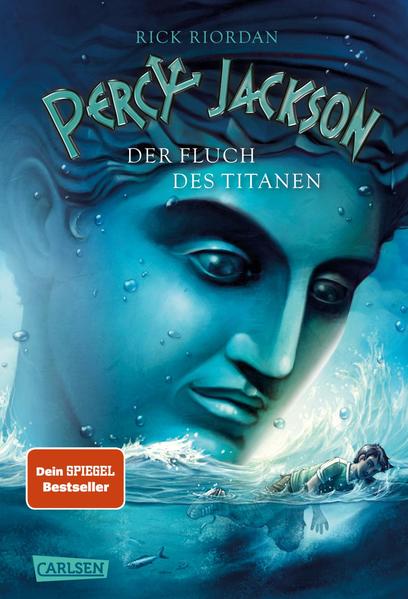 Action, Witz und ein finsterer PaktEs sieht nicht gut aus. Die Titanen haben sich verbündet und rüsten zum Krieg gegen die Götter des Olymp! Percy muss bis zur Wintersonnenwende die Göttin Artemis befreien, die in die Klauen der finsteren Mächte geraten ist. Nur dann kann der Fluch gebrochen und die Göttin gerettet werden. Dabei treten Percy, Annabeth und Grover gegen die gefährlichsten Monster der griechischen Mythologie an - und geraten selbst in tödliche Gefahr. Wie gut, dass die Titanen nicht wissen, dass Percy mit allen Wassern gewaschen ist.Die Jugendbuch-Bestsellerserie mit nachtragenden Ungeheuern und schrulligen GötternAls Percy Jackson erfährt, dass er ein Halbgott ist und es die Kreaturen aus der griechischen Mythologie wirklich gibt, verändert das alles. Von nun an stehen ihm und seinen Freunden allerlei Monster, göttliche Streitigkeiten und epische Quests bevor.Gespickt mit Heldentum, Chaos und Freundschaft ist die sechsteilige Fantasy-Reihe rund um den Halbgott Percy Jackson inzwischen millionenfach verkauft. Der Mix aus Spannung, Witz und Mythologie begeistert Jung und Alt aus mehr als 40 Ländern und ist die bekannteste Serie von Rick Riordan.***Griechische Götter in der Gegenwart: chaotisch-wilde Fantasy für junge Leser*innen ab 12 Jahren und für alle Fans der griechischen Mythologie***