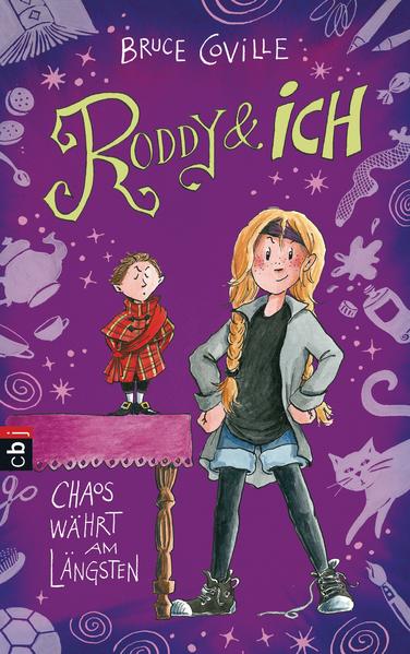 Roddy kann es nicht fassen: Jahrhundertelang gehörte er als Hauself zu einer ehrwürdigen schottischen Familie. Doch nach dem Tod seiner letzten Herrin muss Roddy zu ihren Nachkommen umziehen, und zwar nach - oh Schreck - New York! Schlimmer noch: Roddys neue Herrin Alex ist das unordentlichste Mädchen, dem er je begegnet ist. Als ein Familien- Fluch sich auf unerfreuliche Weise bemerkbar macht, müssen die beiden sich allerdings zusammenraufen und gemeinsam darum kämpfen, die Fesseln der Vergangenheit zu lösen. Ob das wohl gutgeht?