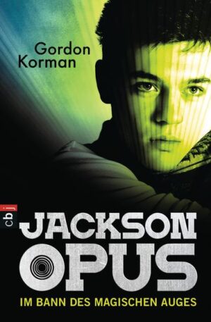 Achtung, diese Reihe verursacht hypnotisches Lesefieber!Jackson Opus kann sich nicht beschweren: Es läuft super für ihn! Nicht nur die Lehrer sind plötzlich völlig begeistert von Jackson, sondern auch das hübscheste Mädchen der Schule. In der Schulkantine kriegt er extragroße Portionen, und auf dem Basketballfeld zeigt er sich seit Neustem als wahrer Magier … Als Jax erfährt, was hinter dieser grandiosen Glücksträhne steckt, bleibt ihm erst mal die Luft weg: Er kann hypnotisieren! Ein geheimes Institut, angeblich im Dienste der Regierung, nimmt ihn auf, und er lernt, seine Kräfte gezielt einzusetzen. Doch prompt gerät er in eine finstere Verschwörung und hat alle Hände voll zu tun, seine Freunde, seine Familie, ja, die gesamte Welt zu retten!