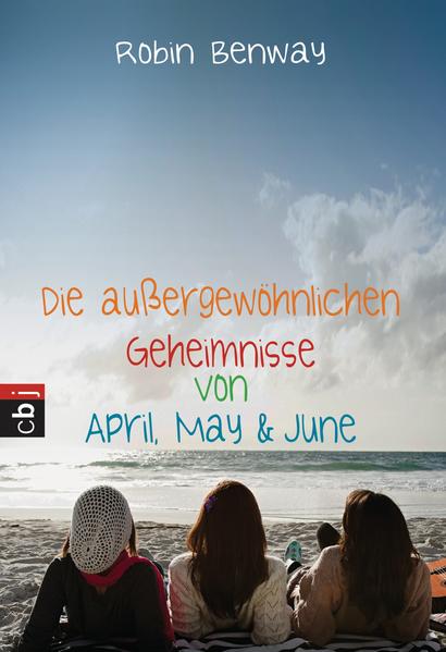 Magisch, witzig und absolut ehrlich - April, May & June! Die drei Schwestern April, May und June könnten unterschiedlicher nicht sein, und oft genug fliegen die Fetzen. Doch als sich ihre Eltern scheiden lassen und sie mit ihrer Mutter umziehen, beginnt das härteste Jahr ihres Lebens: Eine neue Highschool, neue Freunde - und die erste große Liebe! Und dann wären da noch die magischen Kräfte ... April sieht die Zukunft, May kann sich unsichtbar machen und June liest Gedanken. Als April eine Vision von einem drohenden Unheil hat, bleibt den Schwestern nichts anderes übrig, als sich zusammenzuraufen. Und dabei lernen sie mehr, als sie sich jemals hätten vorstellen können. Denn eins ist klar: Die drei Schwestern werden immer zusammenhalten, egal was kommt!