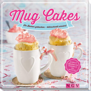 Mug up your life Mug Cakes - das sind rasend schnell gebackene Minikuchen im Becher, die, in besonders hübschen Gefäßen und mit dem richtigen Topping versehen, auch noch richtig was hermachen. Ob Sie spontanen Besuch bekommen, einfach Lust auf was Süßes zwischendurch haben oder ein schnelles Trostpflaster brauchen - in der Mikrowelle sind Mug Cakes in maximal 2 Minuten fertig gebacken und können gleich in der Tasse serviert werden. Auch im Backofen gelingen die hübsch verpackten Blitzkuchen und kommen in rund 20 Minuten auf den Kaffeetisch. Von saftigen Apfel-Mug-Cakes mit Mascarponeschaum, Sahne-Erdbeer-Törtchen, Cognac-Haselnuss-Mug-Cake mit Zartbitterschokolade-Ganache bis hin zu Zitronen-Mohn-Mug-Cake mit Zitrus-Icing: Diese Rezepte sind echte Glücklichmacher und werden Ihre Gäste restlos begeistern! - 40 brandneue Trendrezepte für blitzschnell gebackene und hübsch servierte Kuchen im Becher - Alle Rezepte mit anschaulicher Schritt-für-Schritt-Anleitung und brillantem Farbfoto - Liebevoll gestaltetes Rezeptbuch, ideal auch als Geschenk